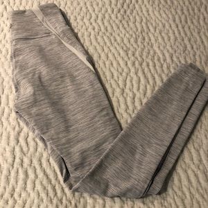 Lululemon wunder under size 4